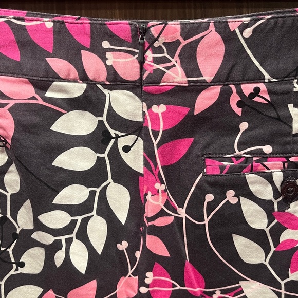 Lady Hagen Breast Cancer Awareness Golf Skort - Picture 6 of 7